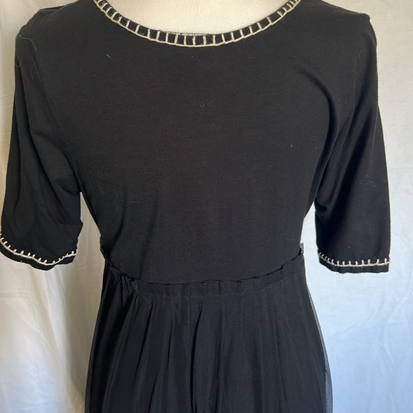 Basil & Maude black dress size medium polyester bodice embroidered skirt - Picture 6 of 7